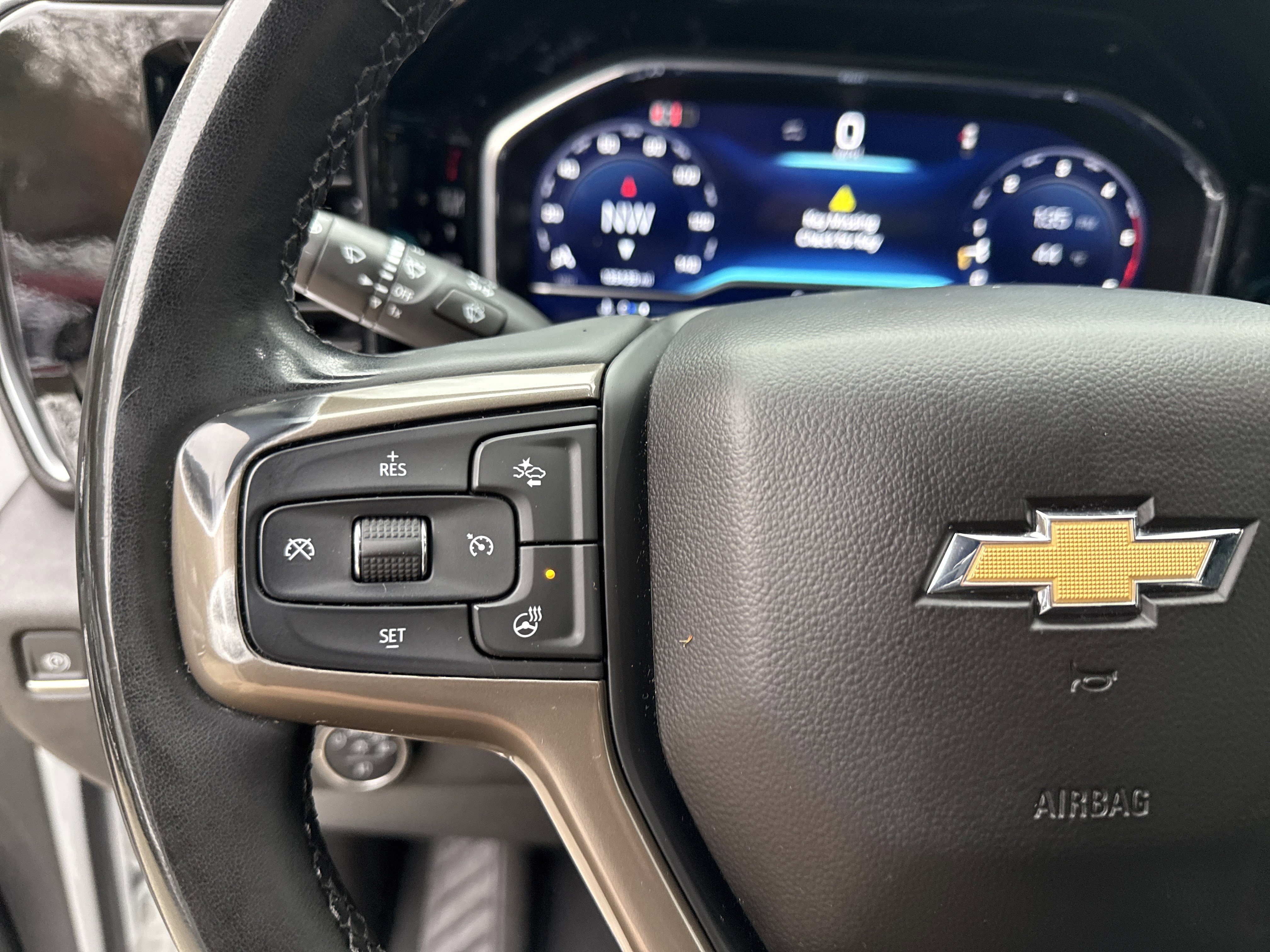 Used 2024 Chevrolet Silverado 2500 High Country w/ Technology Package image 28