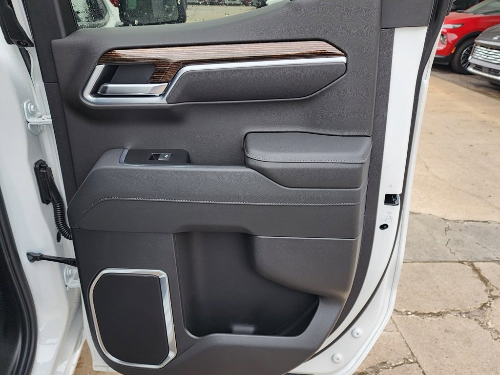 New 2026 GMC Sierra 1500 Elevation image 40