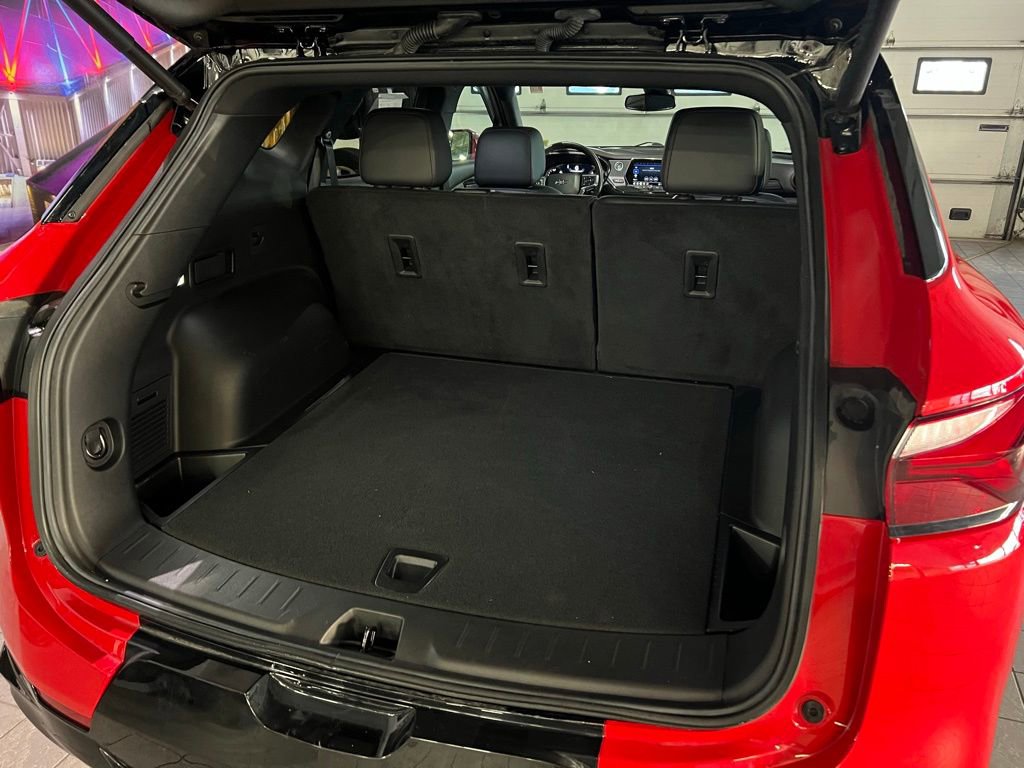 Used 2022 Chevrolet Blazer RS w/ LPO, Exterior Decal Package image 9