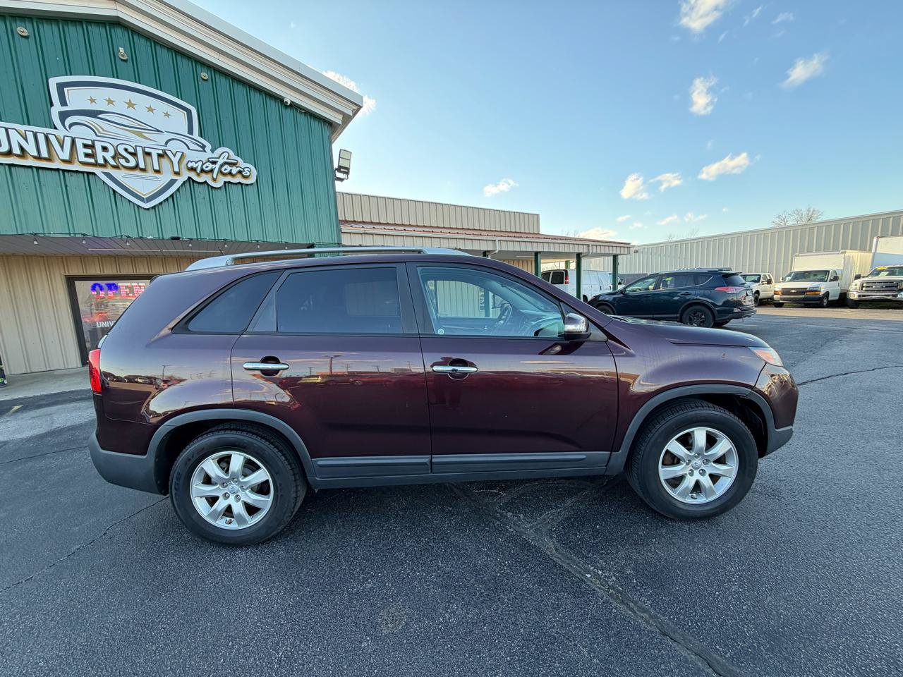 Used 2013 Kia Sorento LX FWD image 2
