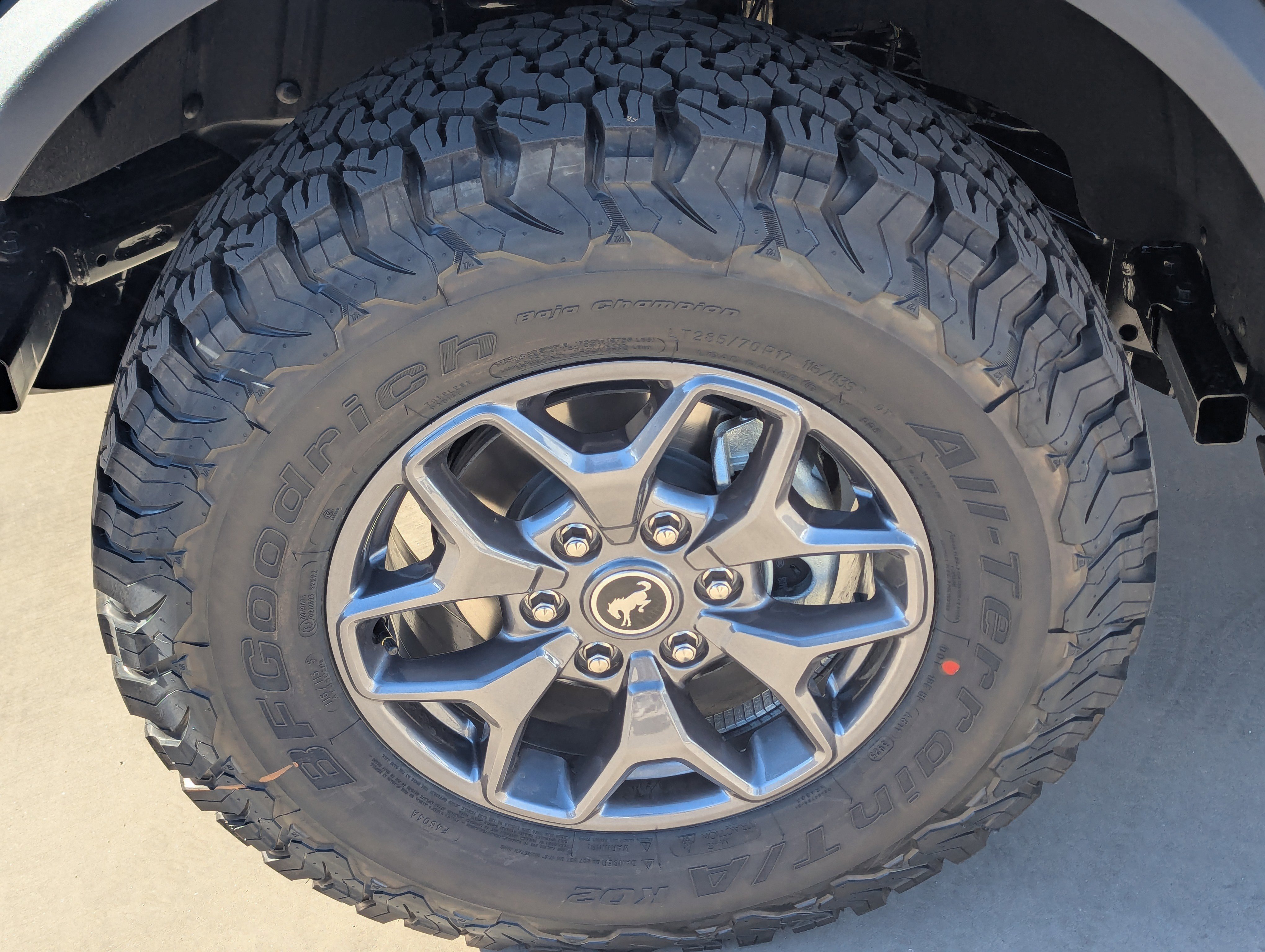 New 2025 Ford Bronco Badlands image 7