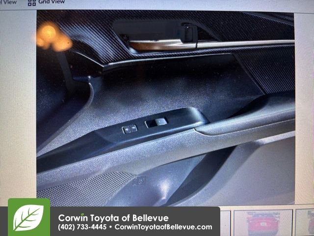 Used 2025 Toyota Camry SE FWD image 7