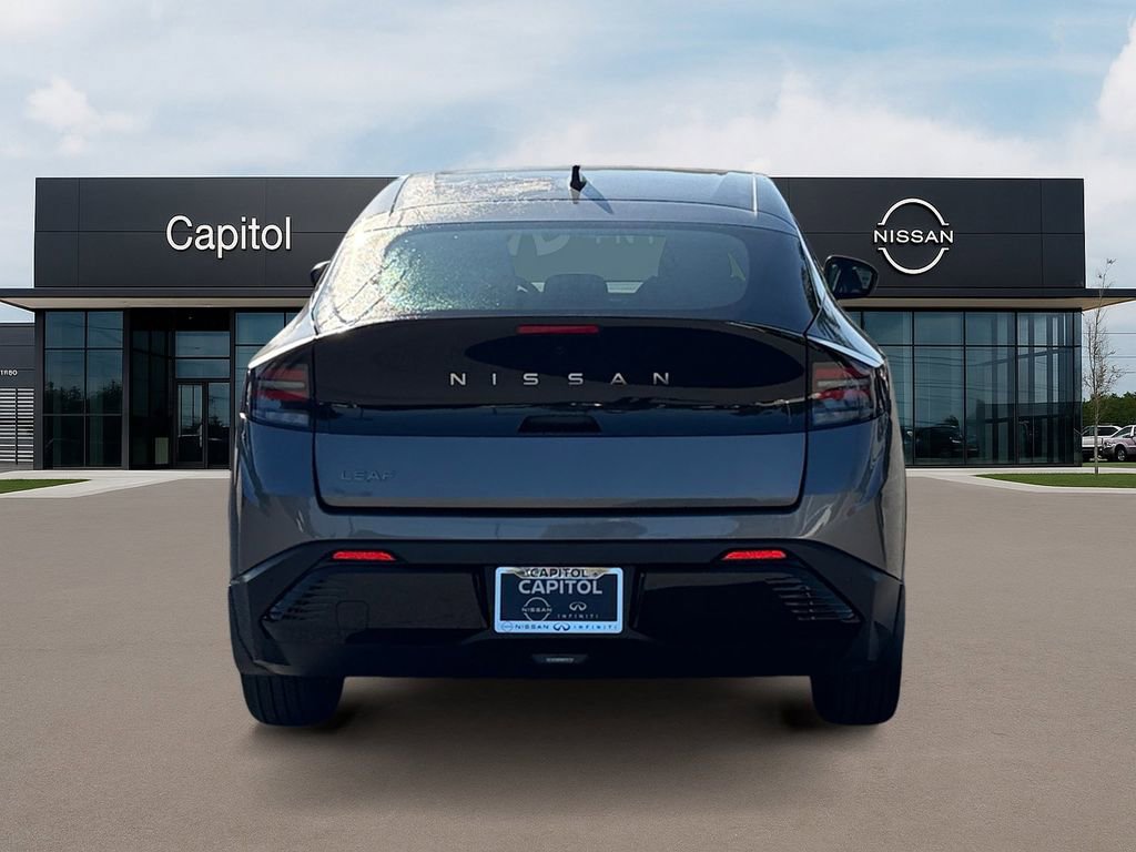 New 2026 Nissan Leaf image 6