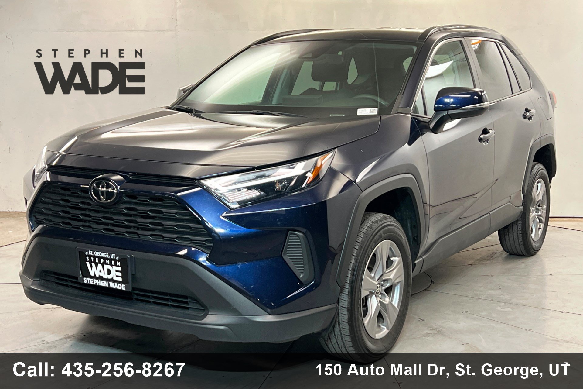 Used 2025 Toyota RAV4 XLE FWD image 1