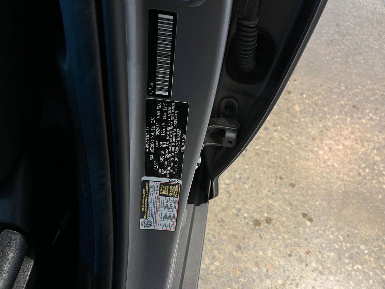 Used 2025 Kia K4 LXS image 28