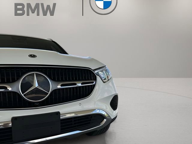 Used 2024 Mercedes-Benz GLC 300 4MATIC image 4