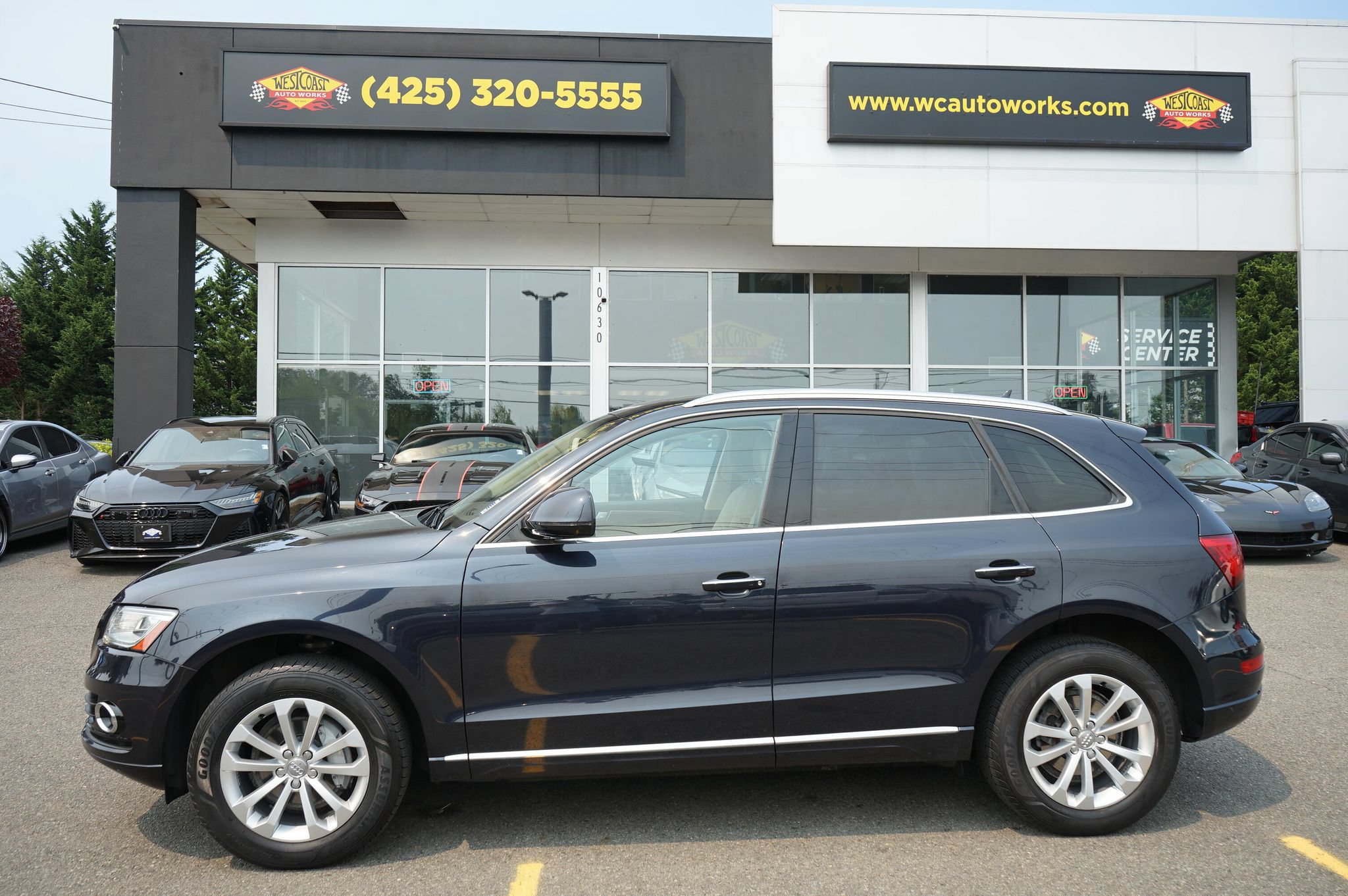 Used 2017 Audi Q5 2.0T Premium w/ Audi MMI Navigation Plus AWD/4WD image 2