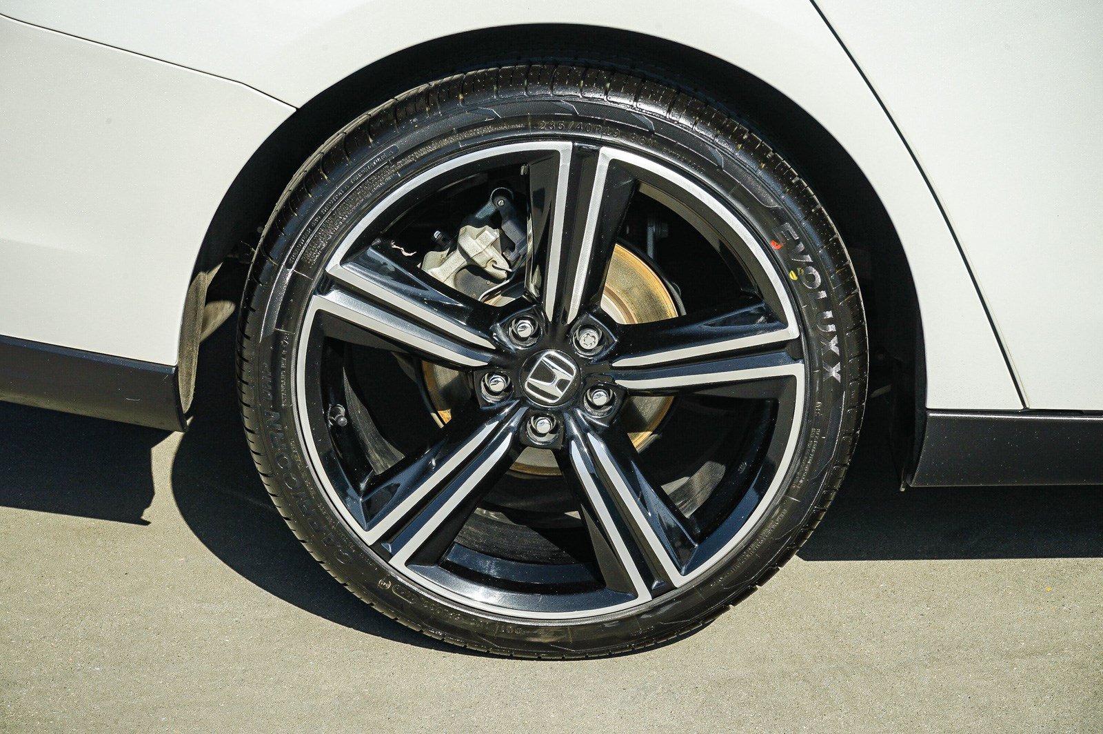 Used 2024 Honda Accord Sport image 11