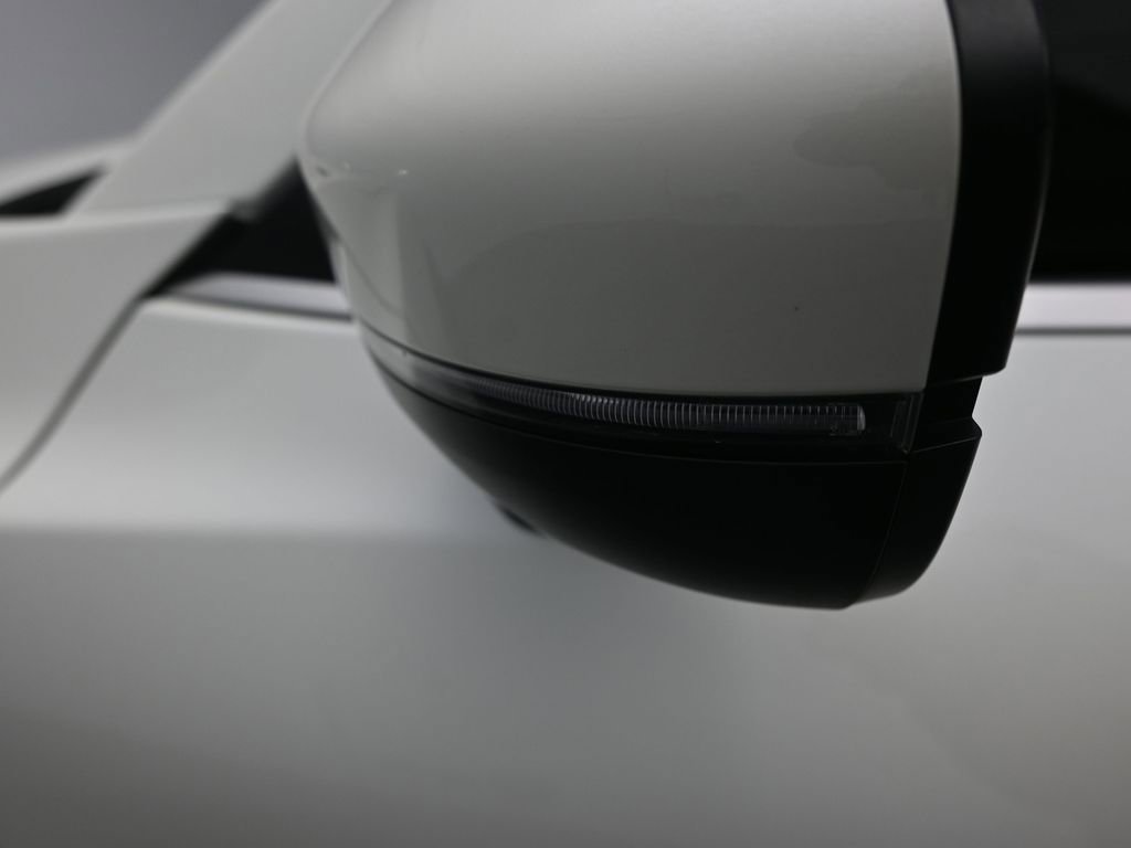 Used 2022 Nissan Pathfinder Platinum w/ Cargo Package image 55