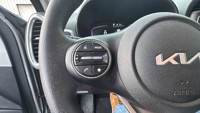 Used 2024 Kia Soul LX w/ Option Group 015 image 17