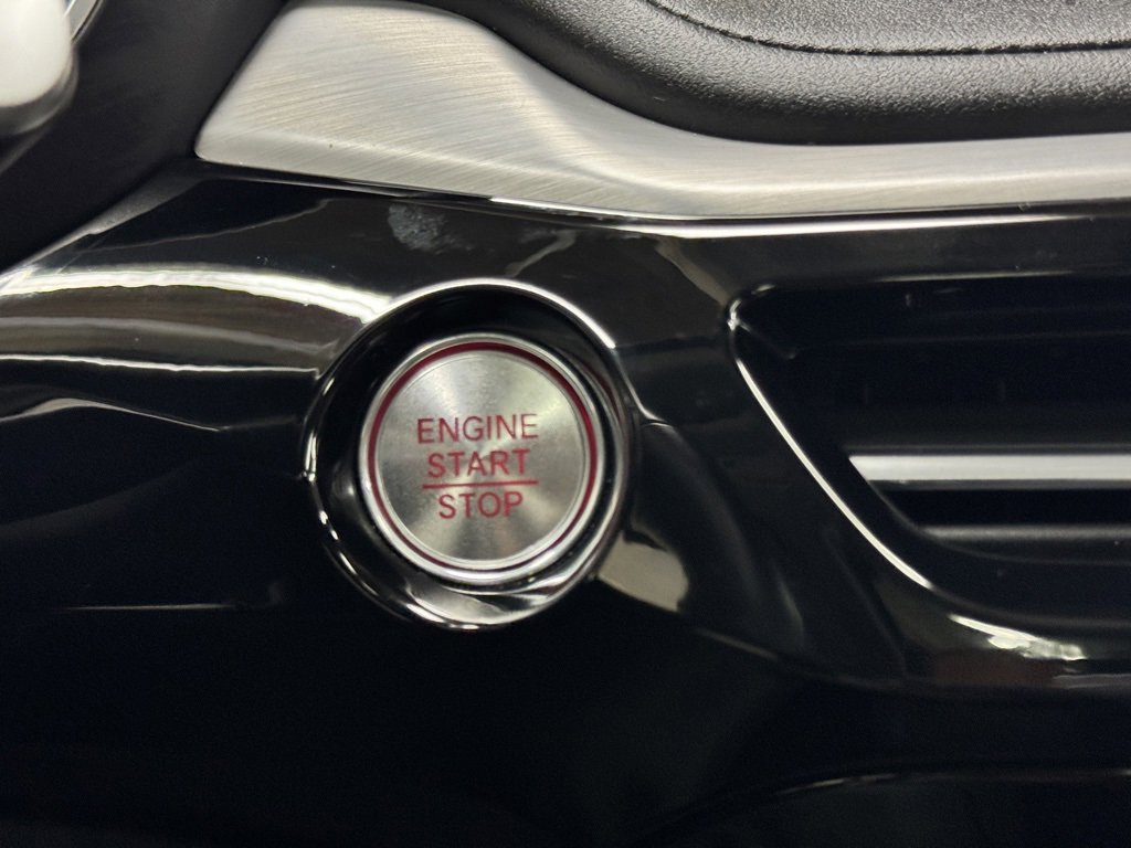 Used 2024 Acura MDX SH-AWD w/ Technology Package image 30