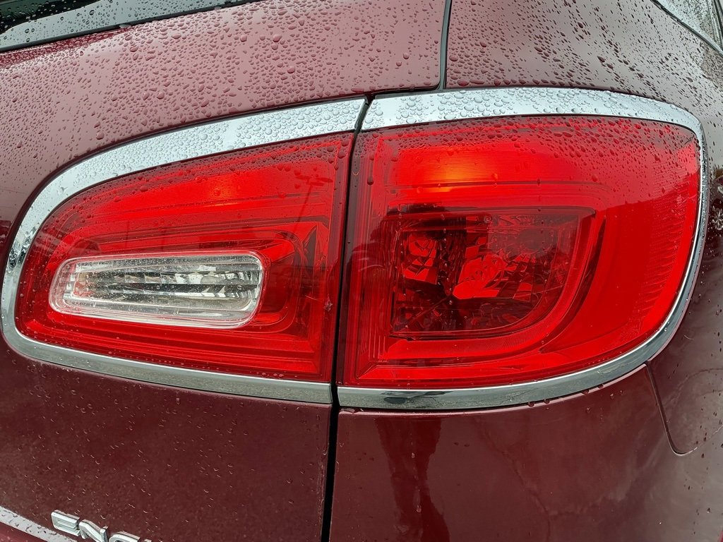 Used 2016 Buick Enclave Leather image 17