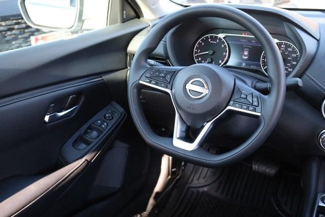 Certified 2025 Nissan Sentra SV FWD image 23