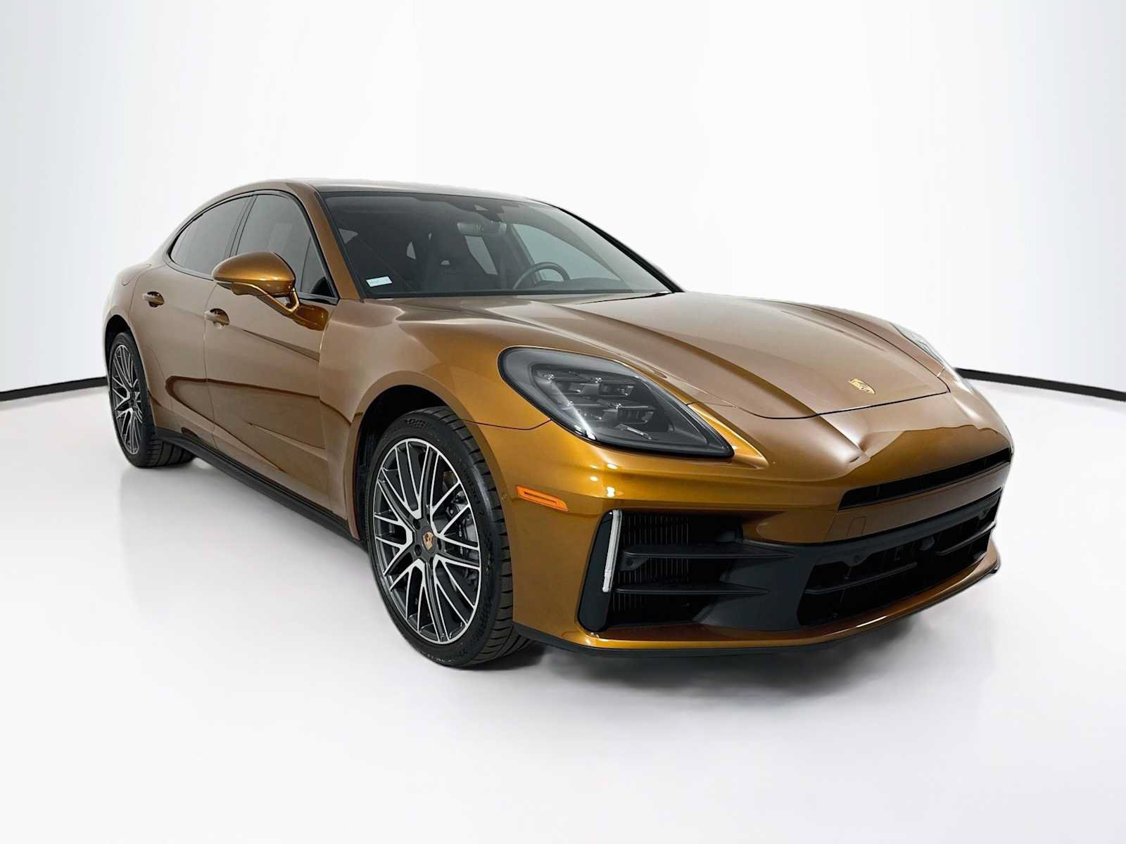 Used 2026 Porsche Panamera RWD image 7