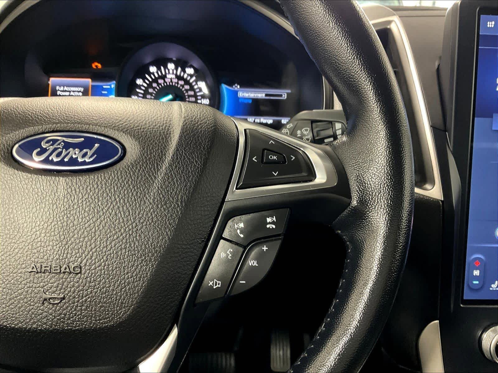 Used 2023 Ford Edge SEL image 23