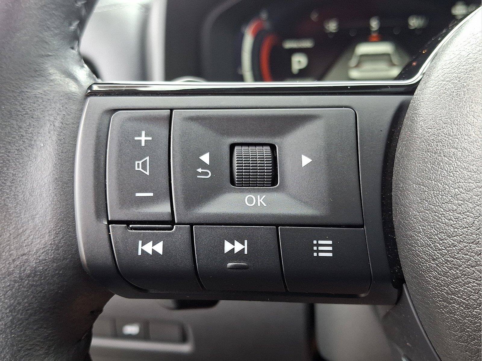 Used 2021 Nissan Rogue Platinum FWD image 20