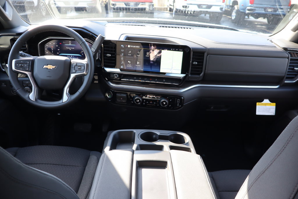 New 2026 Chevrolet Silverado 1500 LT w/ Z71 Off-Road Package AWD/4WD image 17