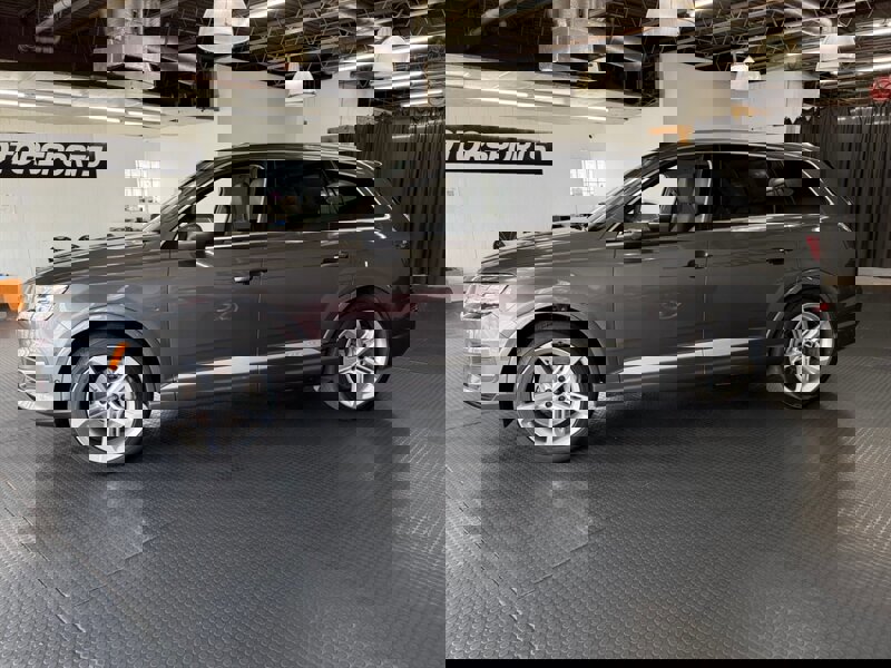 Used 2019 Audi Q7 3.0T Prestige w/ Prestige Package image 5