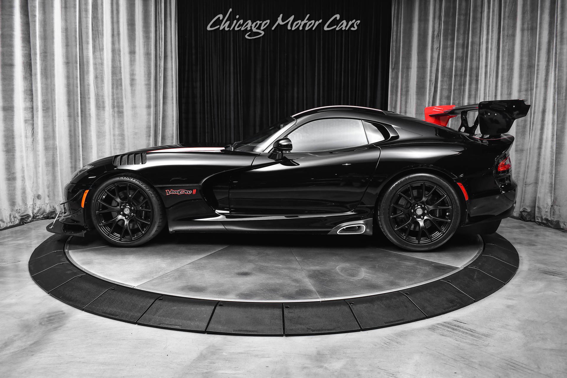 Used 2013 SRT Viper SRT-10 w/ Grand Touring Pkg RWD image 30