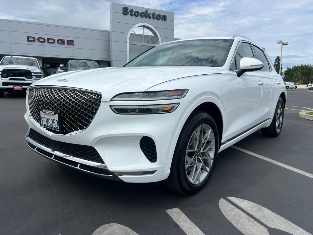 Used 2023 Genesis GV70 2.5T w/ Select Package AWD/4WD image 4