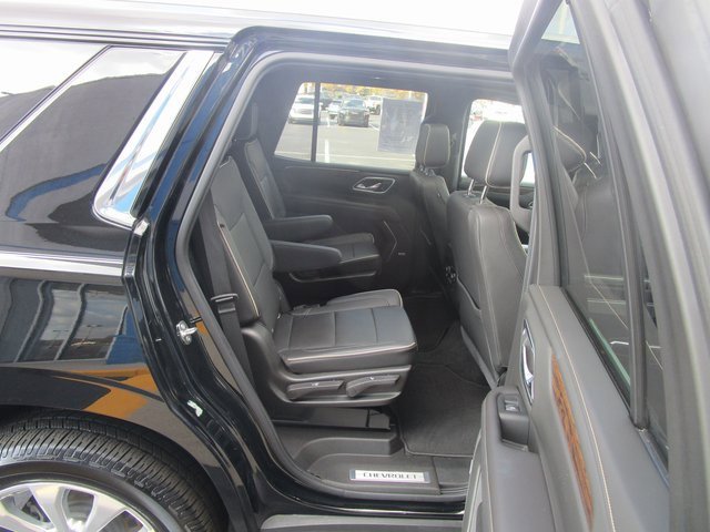 Used 2021 Chevrolet Tahoe Premier w/ Premium Package image 28