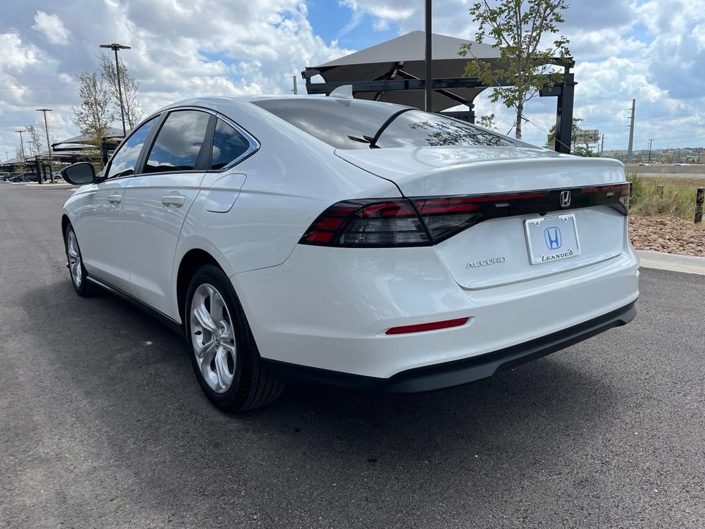 Certified 2025 Honda Accord LX image 6
