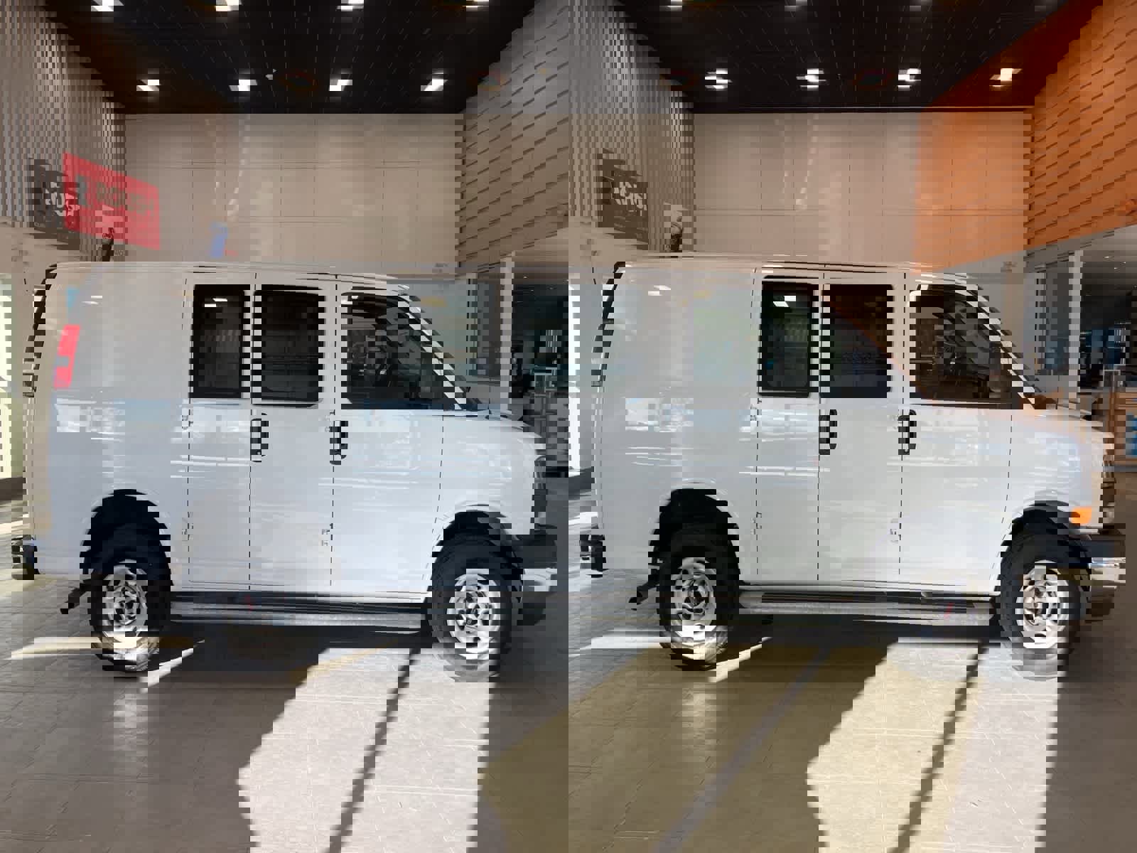 Used 2024 GMC Savana 2500 w/ Driver Convenience Package image 4