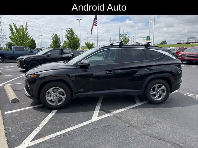 Used 2023 Hyundai Tucson SEL FWD image 2