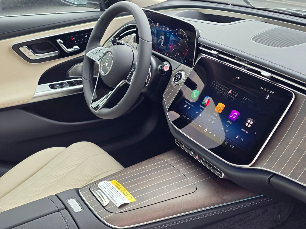 New 2027 Mercedes-Benz E 350 4MATIC Sedan image 25