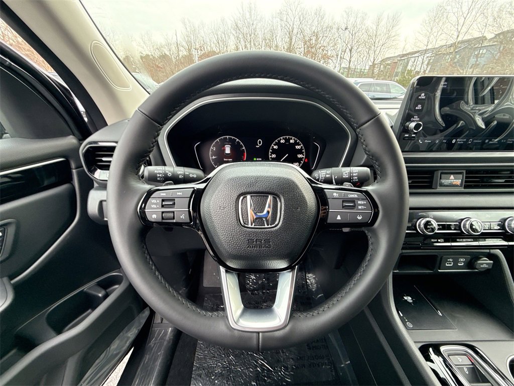 New 2025 Honda Pilot EX-L image 11