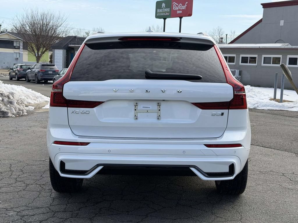 New 2026 Volvo XC60 B5 Plus w/ Protection Package Premier AWD/4WD image 20