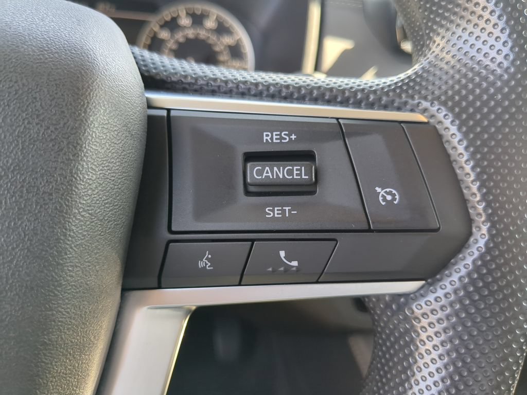 Used 2024 Mitsubishi Outlander ES FWD image 26