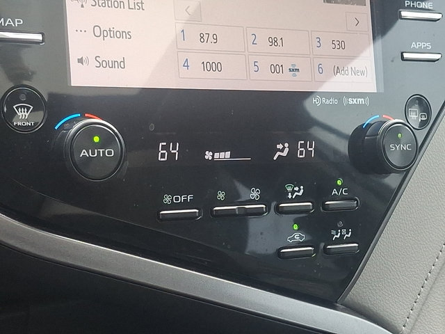 Used 2019 Toyota Camry SE w/ Audio Package FWD image 16