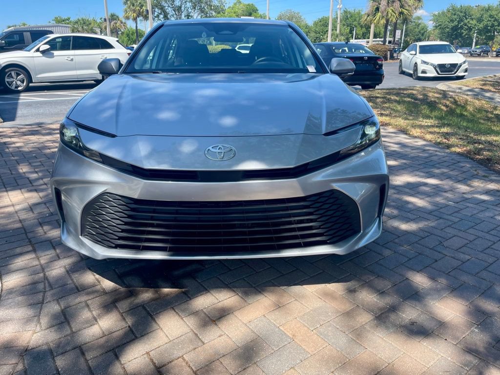 Used 2026 Toyota Camry LE FWD image 8