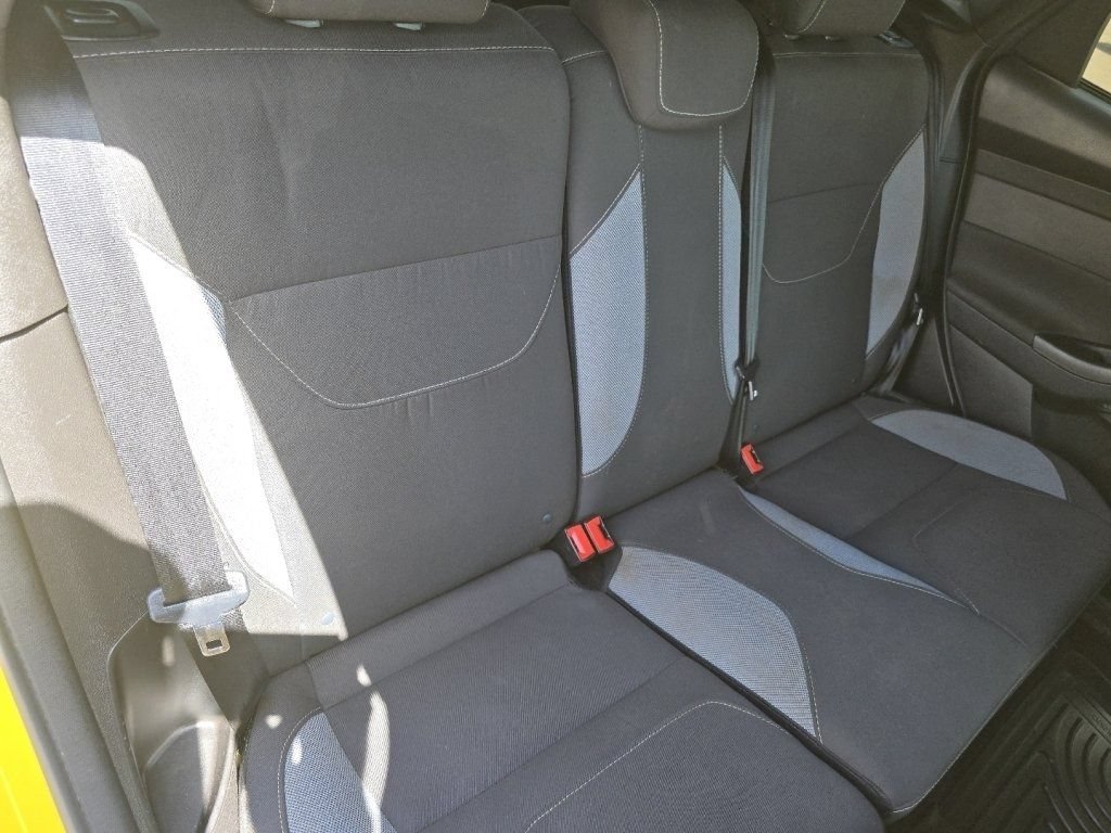 Used 2017 Ford Focus ST FWD image 19