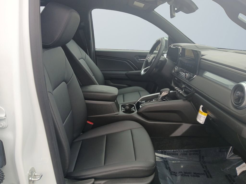 Used 2025 Chevrolet Colorado LT w/ LT Convenience Package image 15