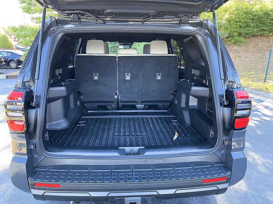 Certified 2025 Toyota 4Runner SR5 AWD/4WD image 20