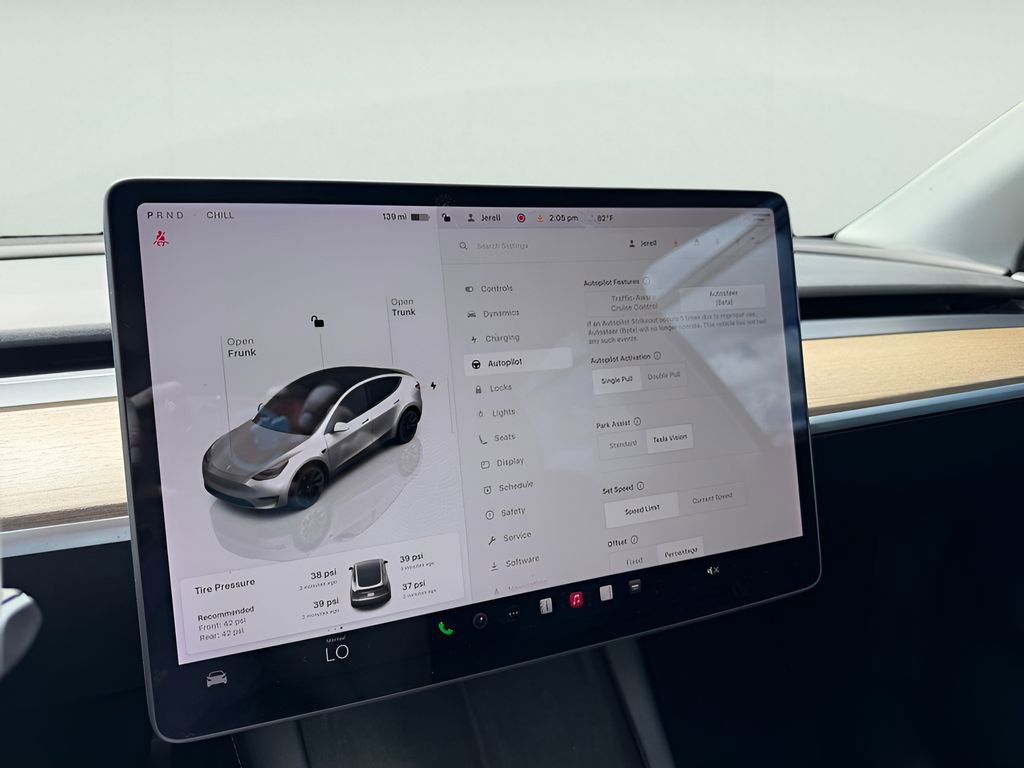 Used 2022 Tesla Model Y Long Range AWD/4WD image 20