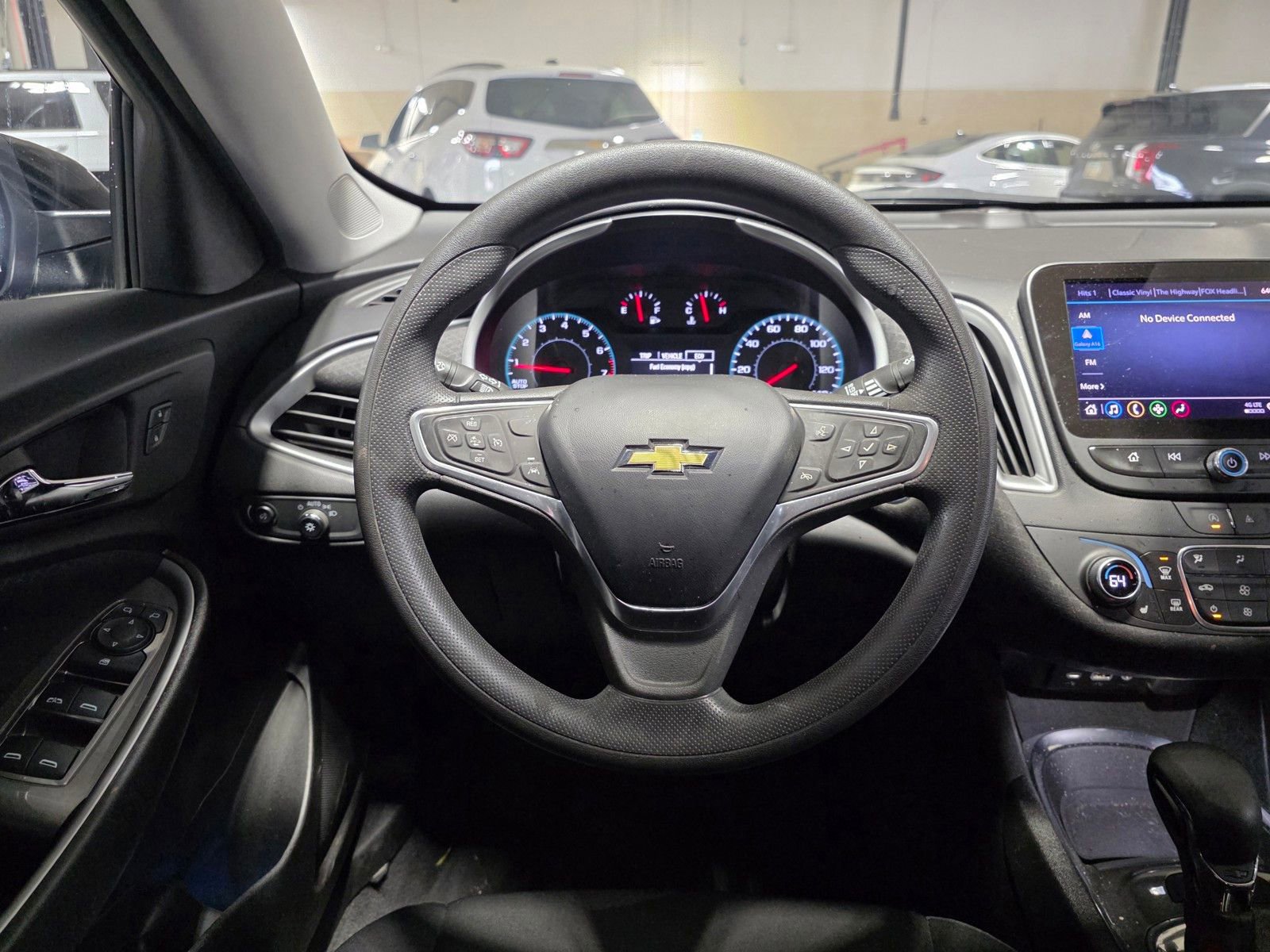 Used 2023 Chevrolet Malibu LT image 18