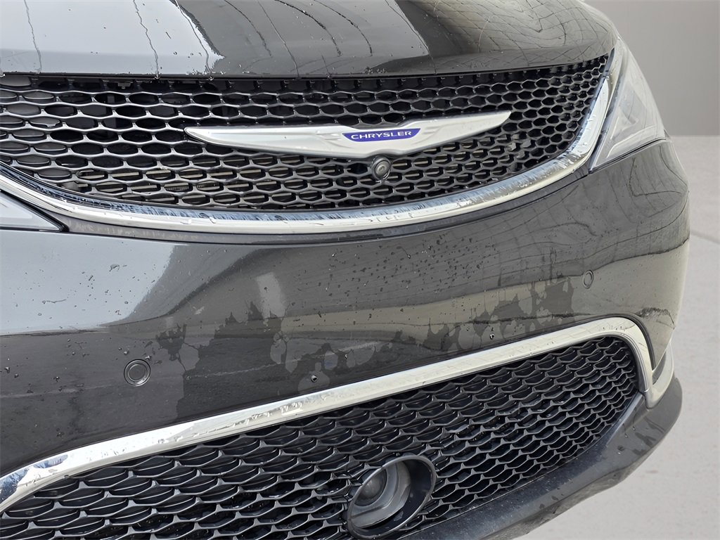 Used 2019 Chrysler Pacifica Touring-L Plus w/ Advanced Safetytec Group image 9
