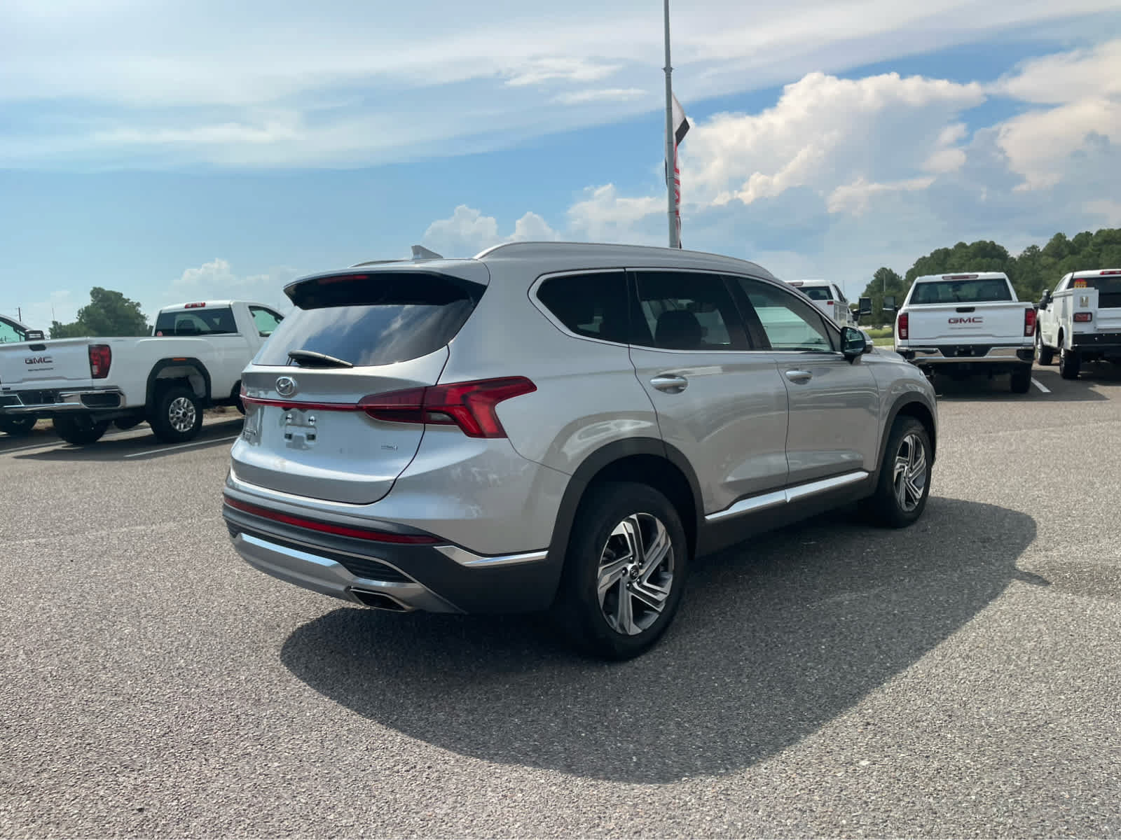 Used 2023 Hyundai Santa Fe SEL w/ Premium Package AWD/4WD image 5