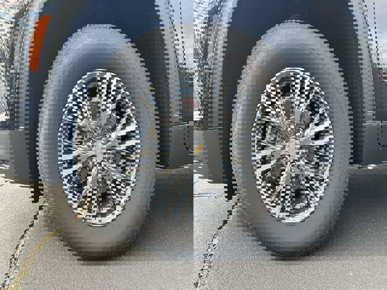 New 2025 Chevrolet Traverse LT w/ Enhanced Driving Package image 33