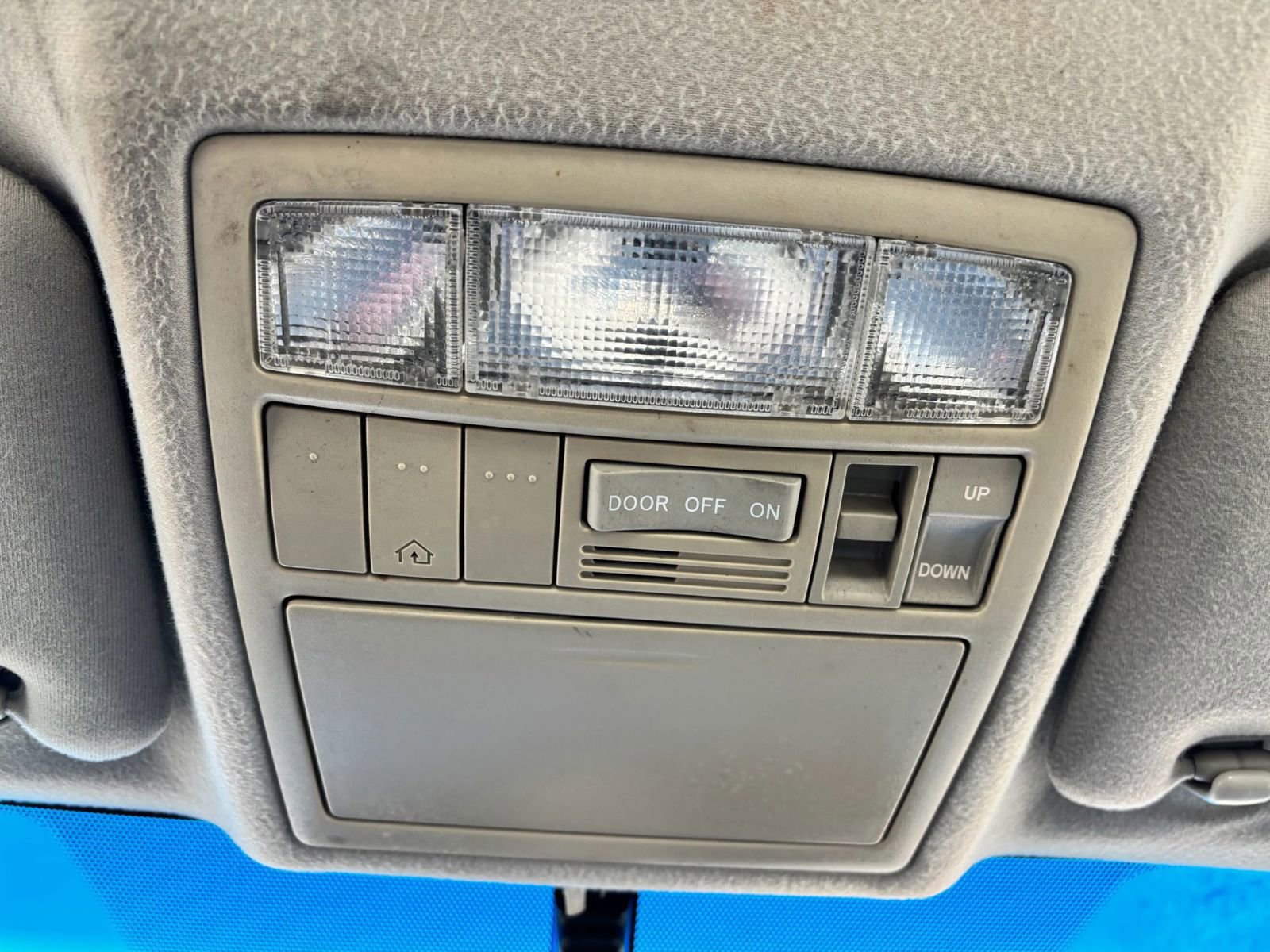 Used 2011 Toyota Camry XLE w/ XLE Extra-Value Pkg #1 image 21