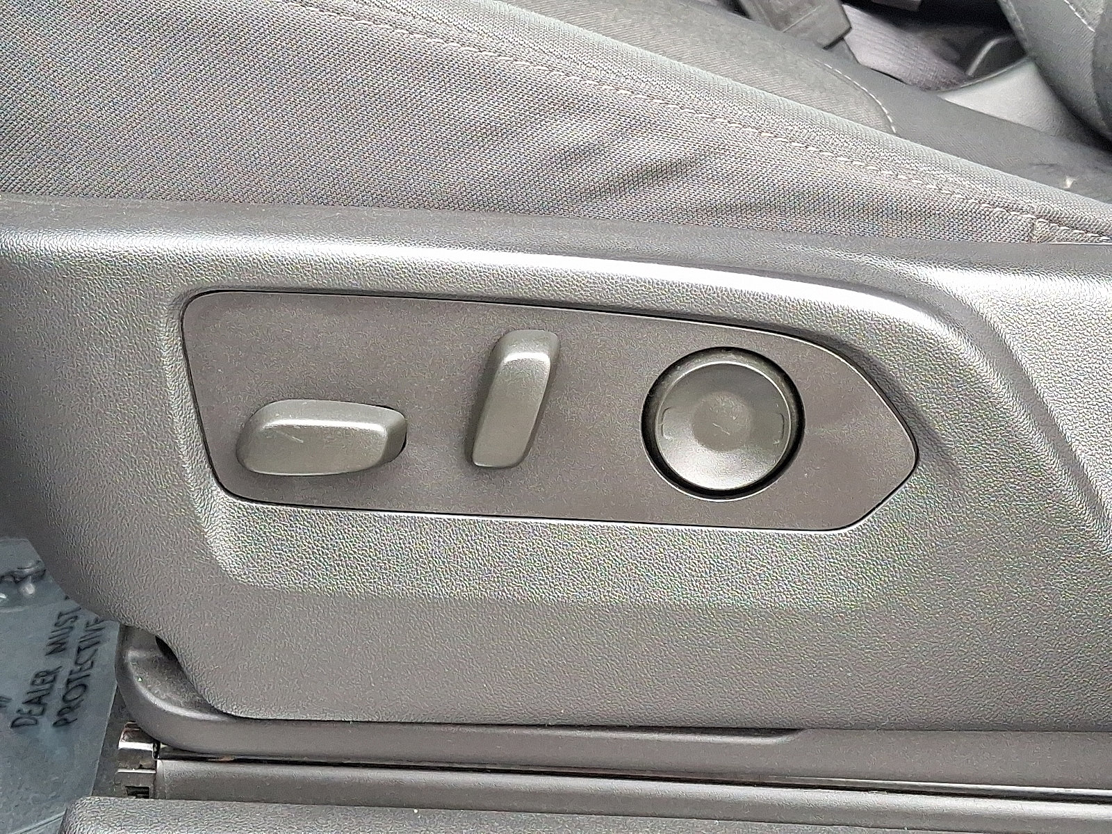 Used 2023 Chevrolet Silverado 1500 LT image 14