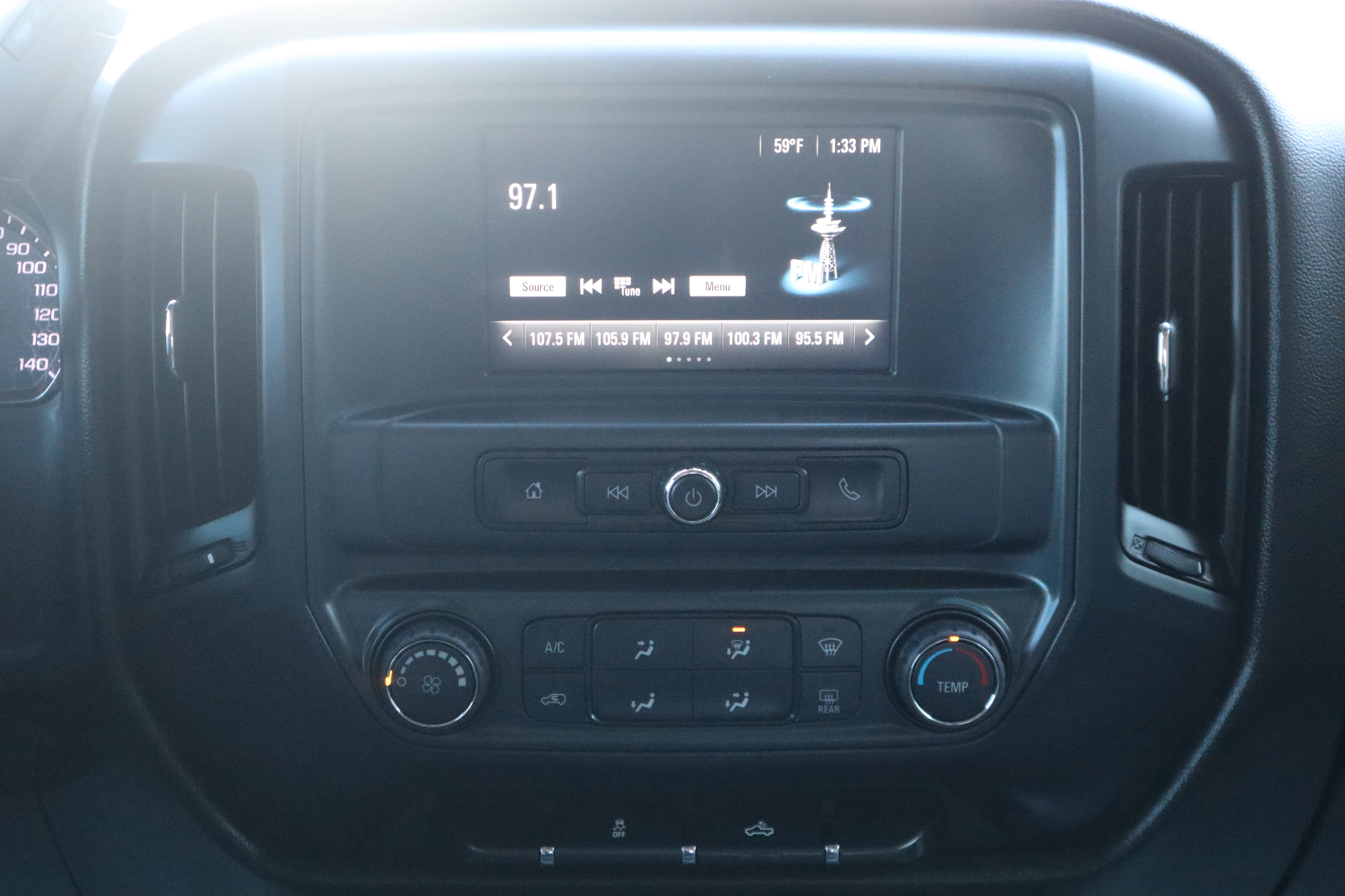 Used 2018 Chevrolet Silverado 1500 Custom w/ Custom Value Package image 15