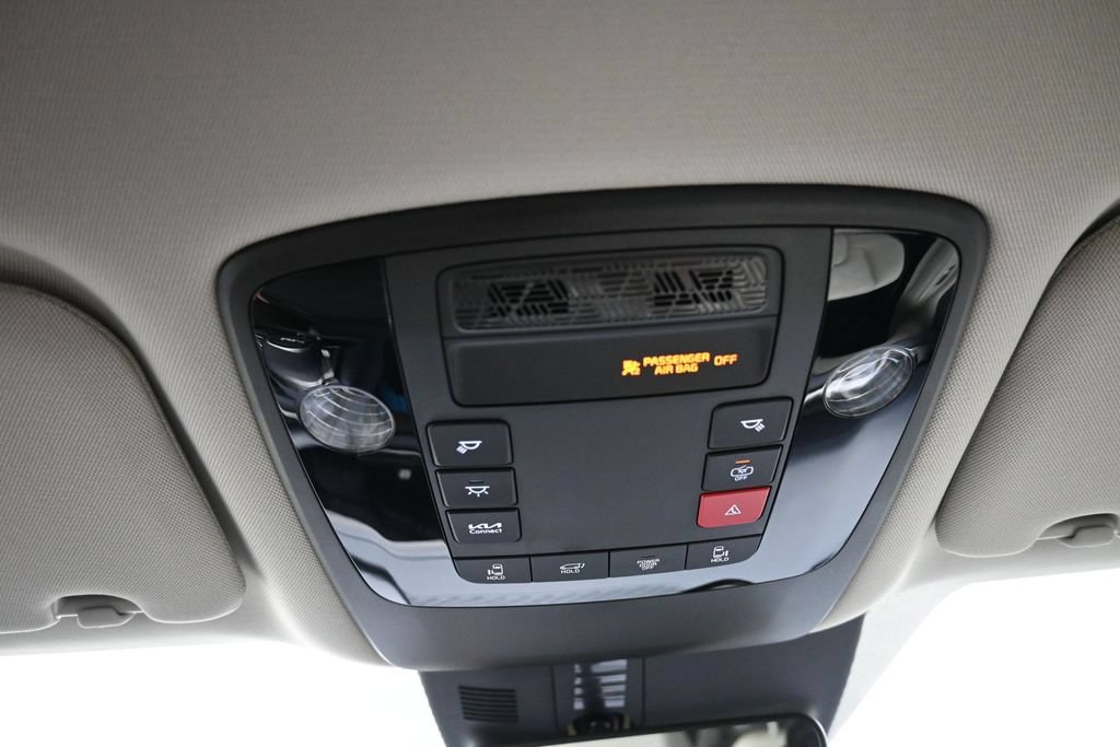 New 2026 Kia Carnival EX FWD image 17