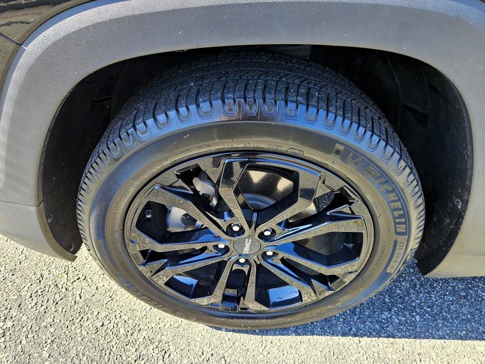 Used 2020 GMC Terrain SLT w/ Preferred Package image 19