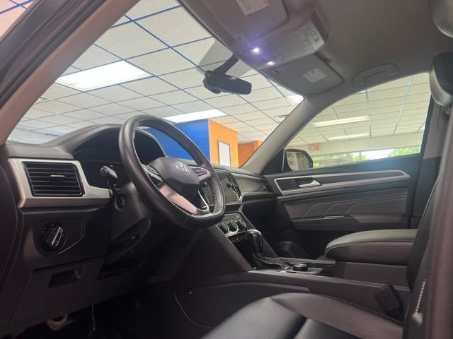 Used 2023 Volkswagen Atlas SE AWD/4WD image 19