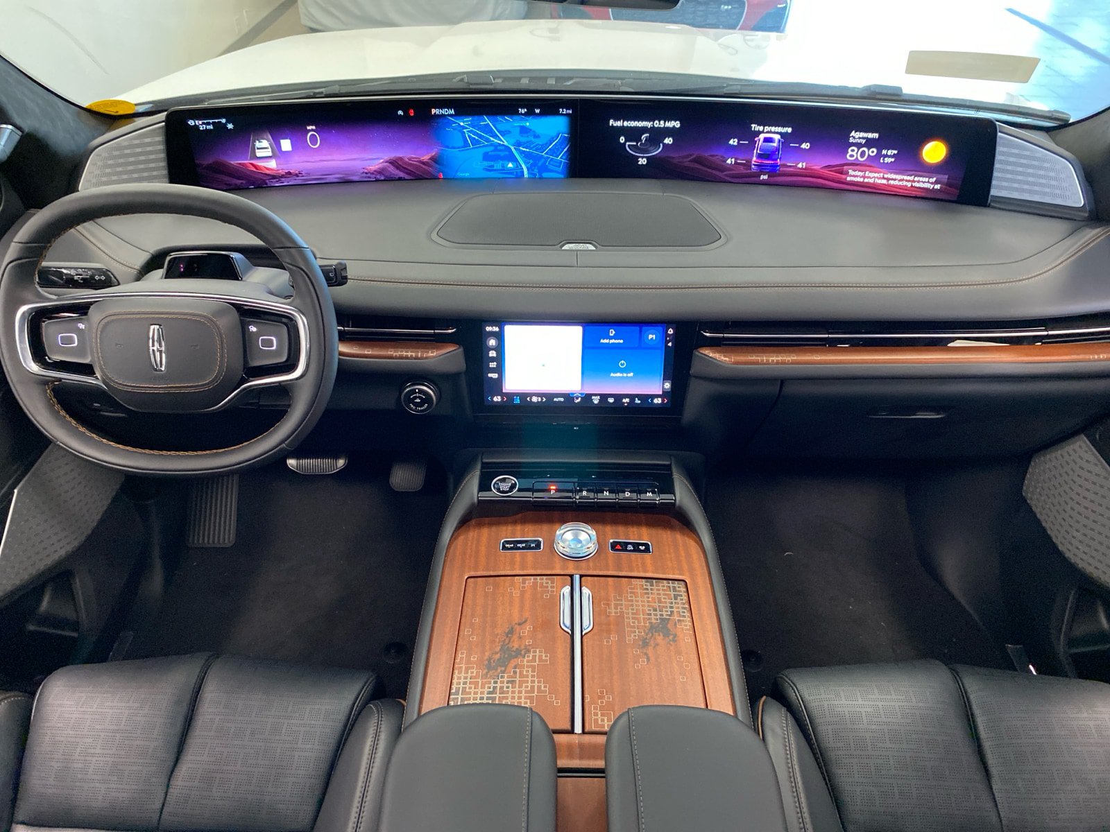 New 2027 Lincoln Navigator Black Label AWD/4WD image 14