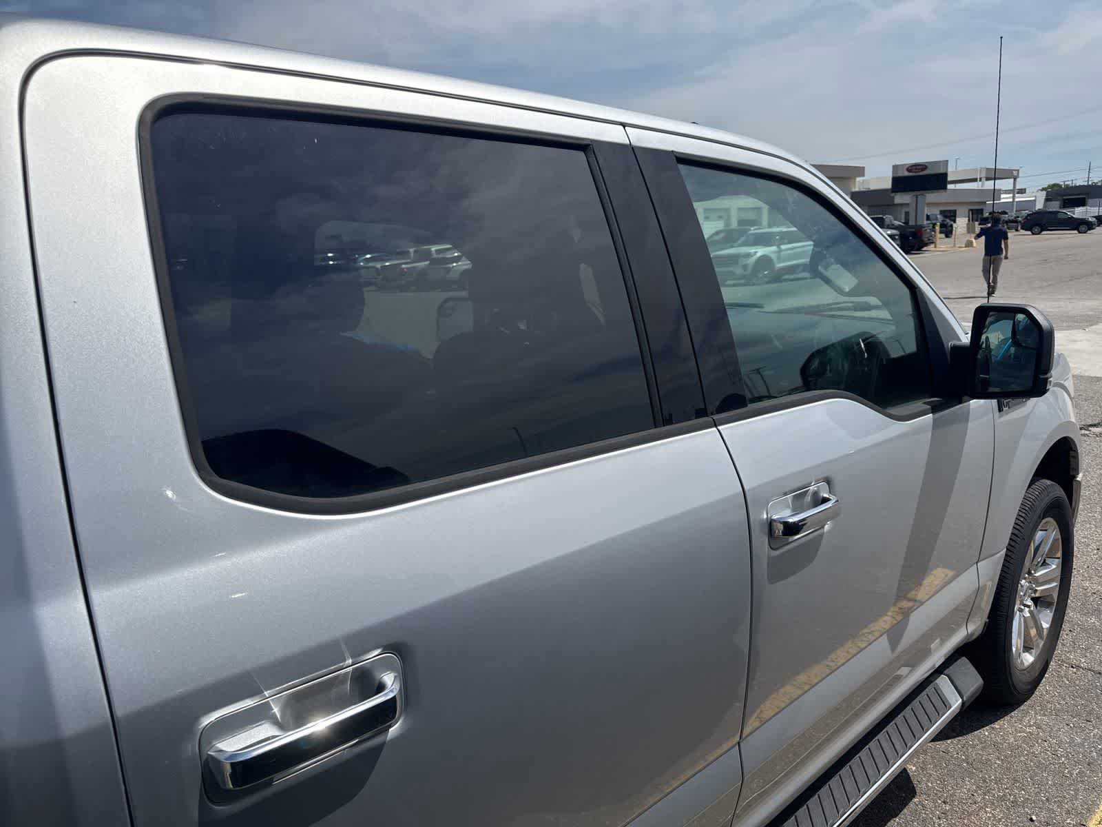 Used 2019 Ford F150 XLT w/ Equipment Group 302A Luxury AWD/4WD image 10